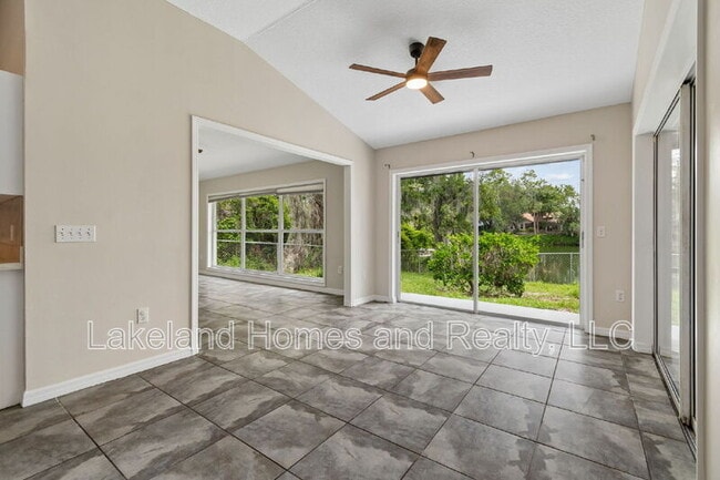 Building Photo - 95 Woodside Dr