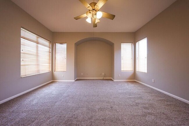 Building Photo - Now Available in Chandler! Spacious 4 Bedroom Home in Carino Estates!