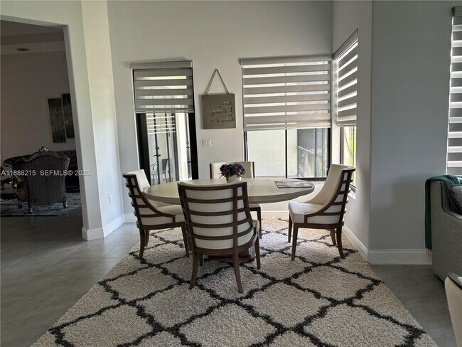 Building Photo - 5107 Genoa St