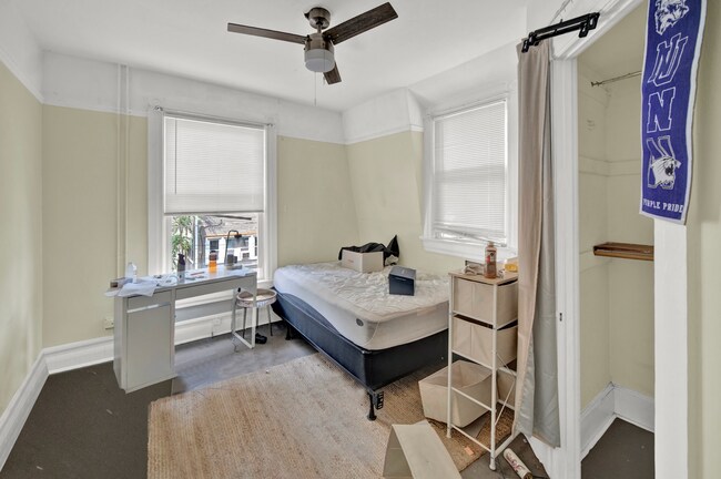 Building Photo - 909 Gaffield Pl