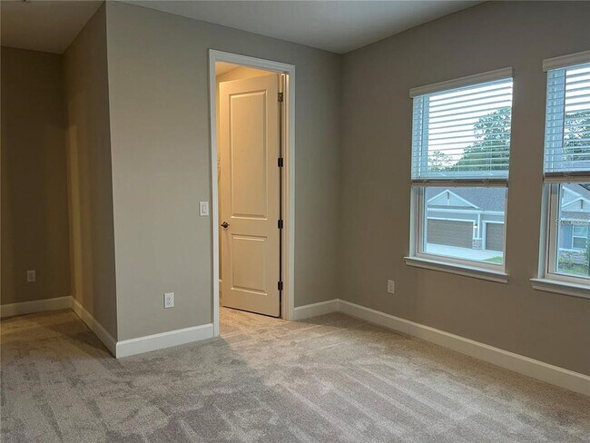 Building Photo - 33427 Landsman Lp