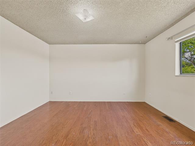 Building Photo - 904 S Uravan St