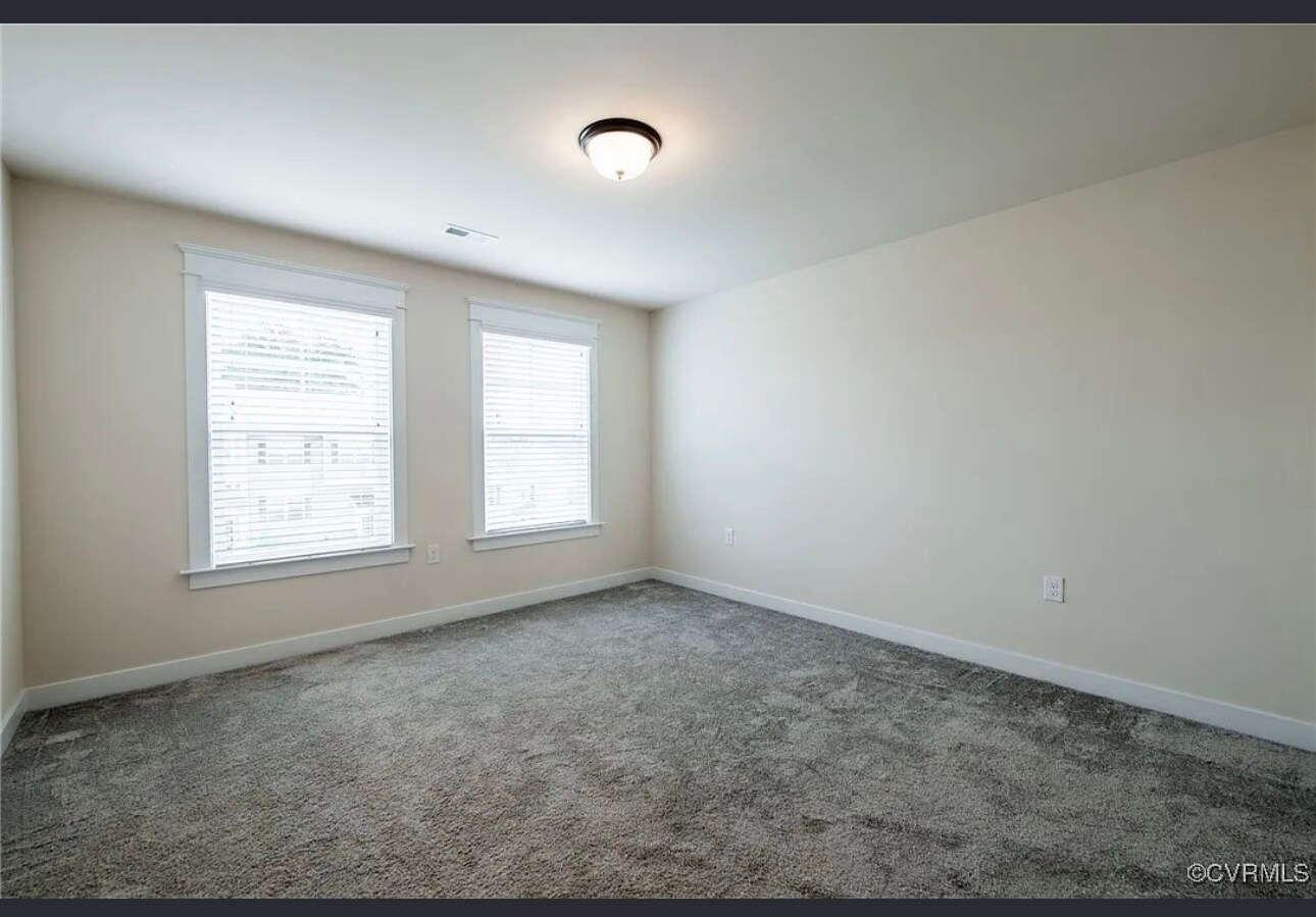 Building Photo - 12325 Petrel Xing