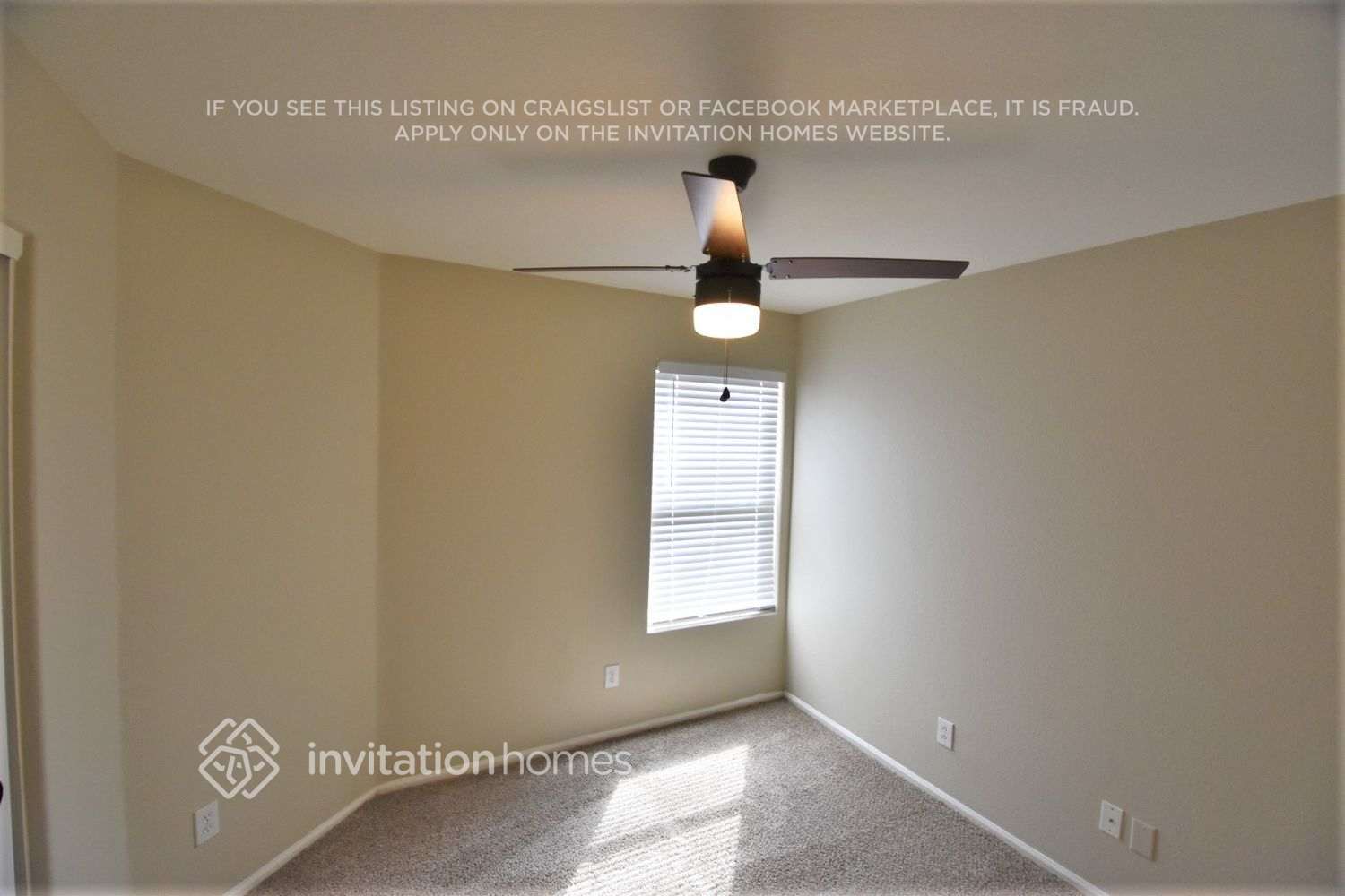 Building Photo - 11442 E Pronghorn Ave