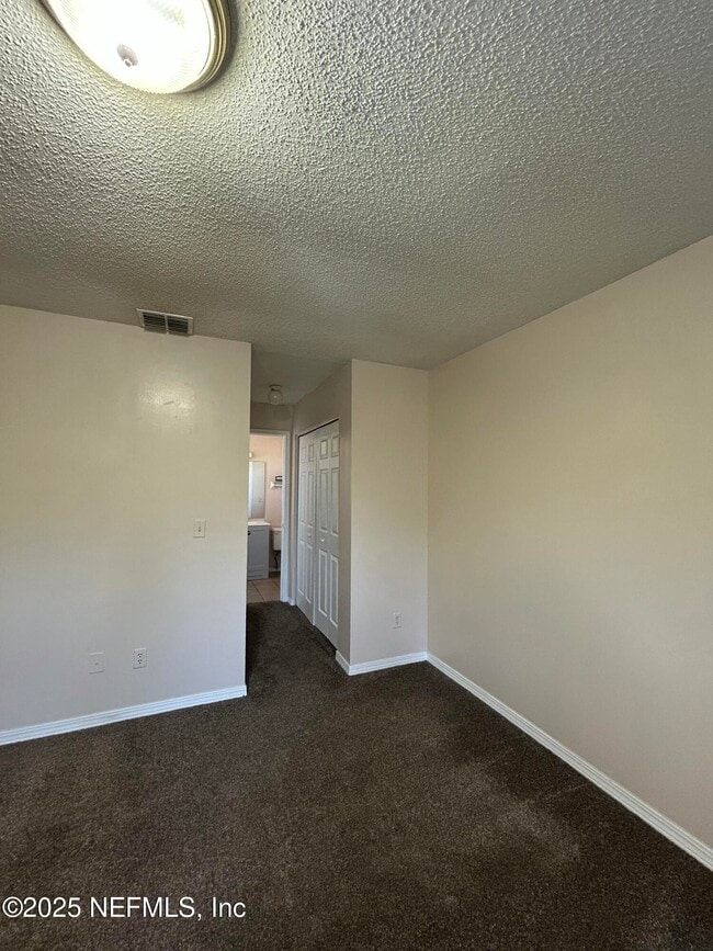 Building Photo - 472 Crabapple Ct