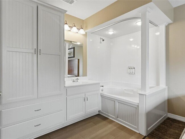 Building Photo - 150 Apple Seed Ct