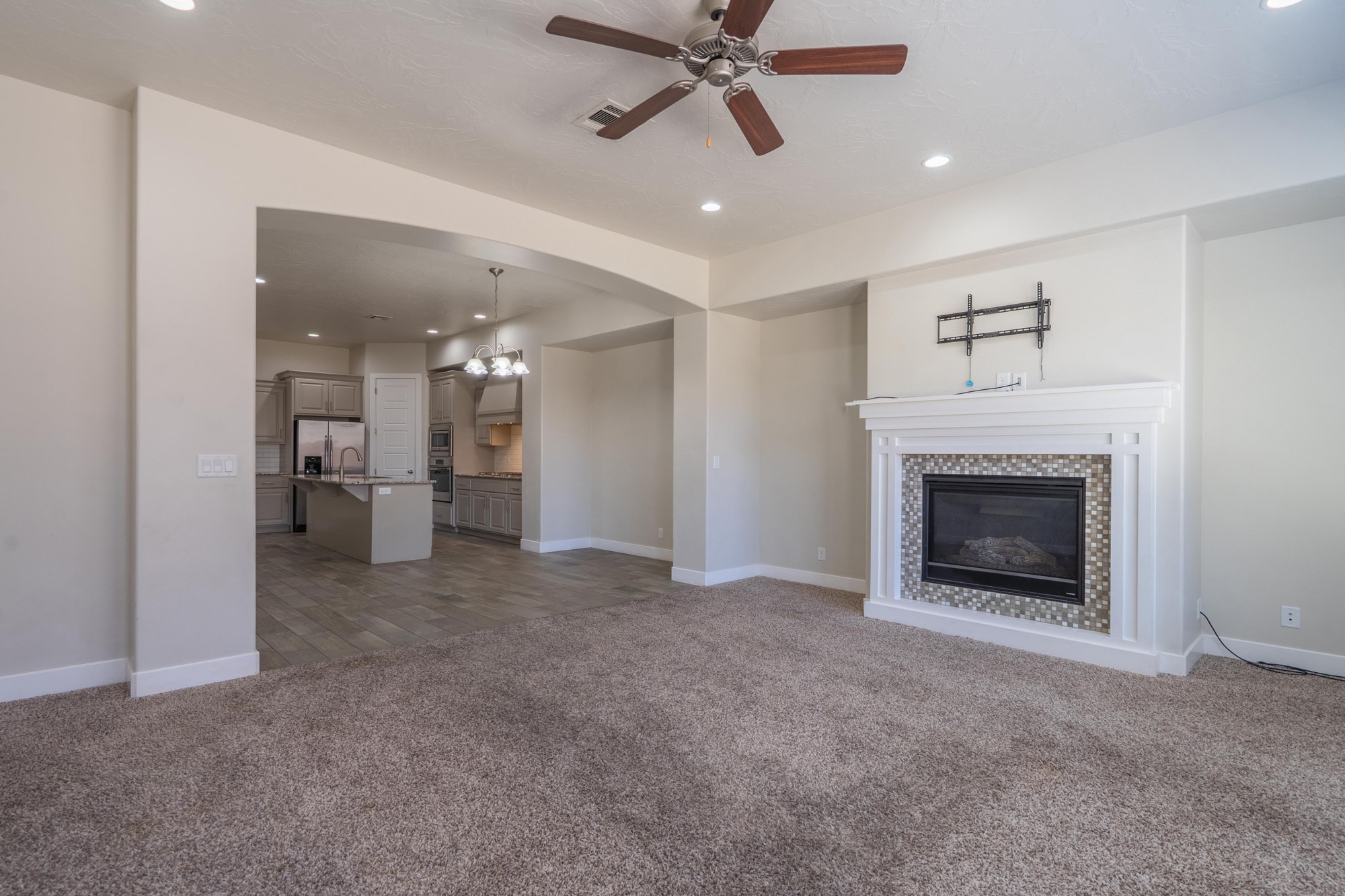 Building Photo - 4254 E Razor Ridge Dr