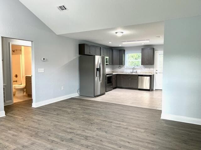 Building Photo - 100 Trailwood Ln