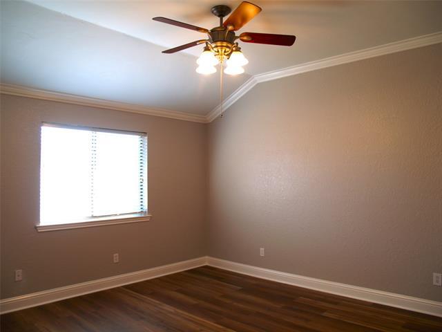 Building Photo - 5412 Briar Ln