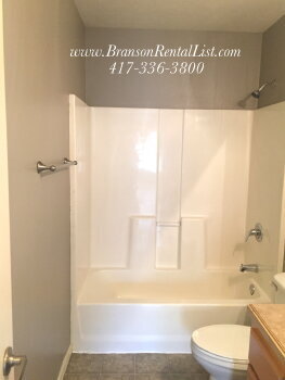 Building Photo - Spacious Townhouse coming available next month