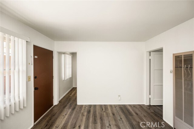 Building Photo - 124 W Adele St