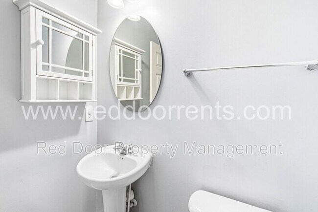 Building Photo - 7737 Solomon Dr