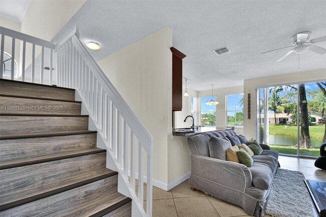 Building Photo - 8713 NW 6th Ct