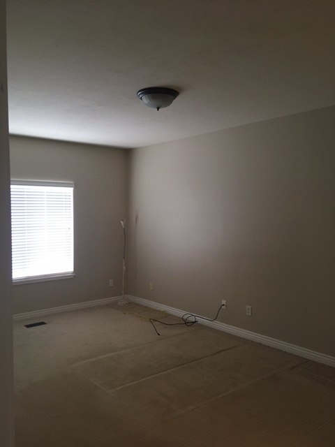 Building Photo - 3859 S Mitchell Cove