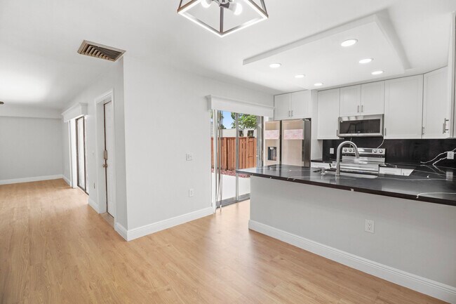 Building Photo - 5013 50th Way