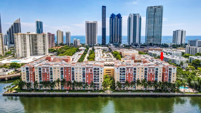 Building Photo - 17100 N Bay Rd