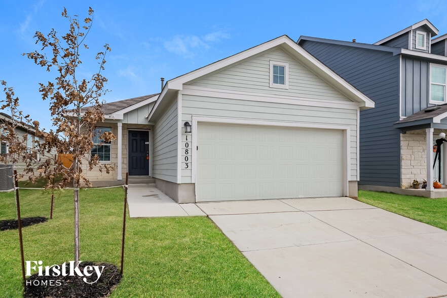 Building Photo - 10803 Prusiner Dr