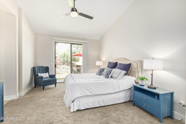 Building Photo - 9716 E Janice Way