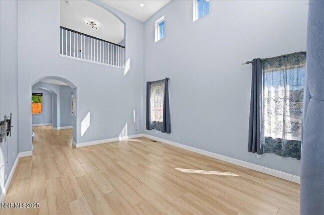 Building Photo - 2220 Signa Dr