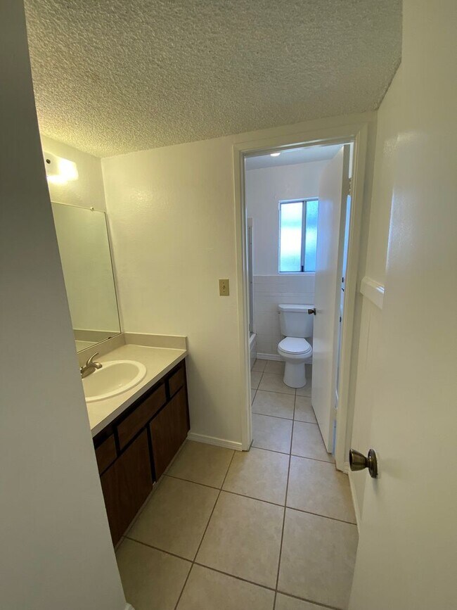 Building Photo - 2604 Loch Fern Ct