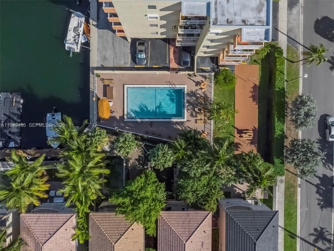 Building Photo - 3545 NE 167th St