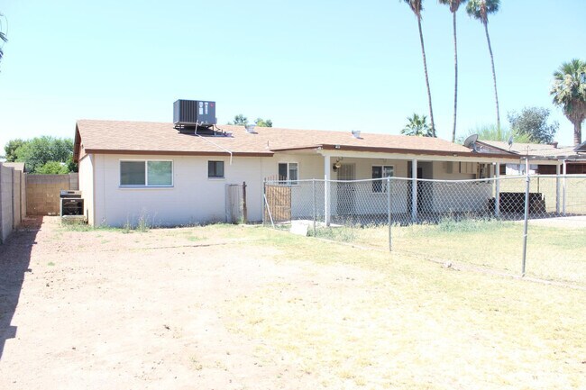 Building Photo - 3932 W Griswold Rd