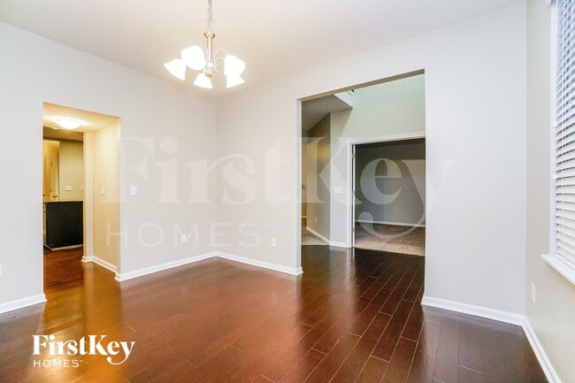 Building Photo - 4015 Peregrine Pass Dr