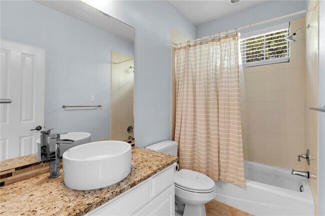 Building Photo - 4307 Eck Ln