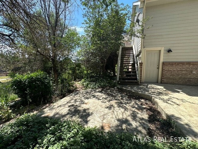 Building Photo - 14078 Blue River Trail