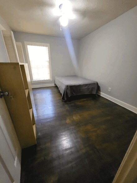 Unit PS C - 511 Albert Ave NW