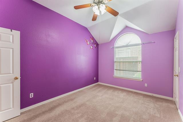 Building Photo - 2832 Bluffview Dr