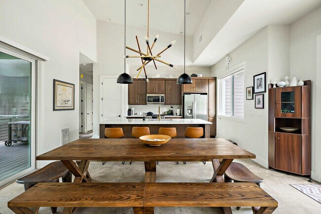 Building Photo - 3608 Pennsylvania Ave