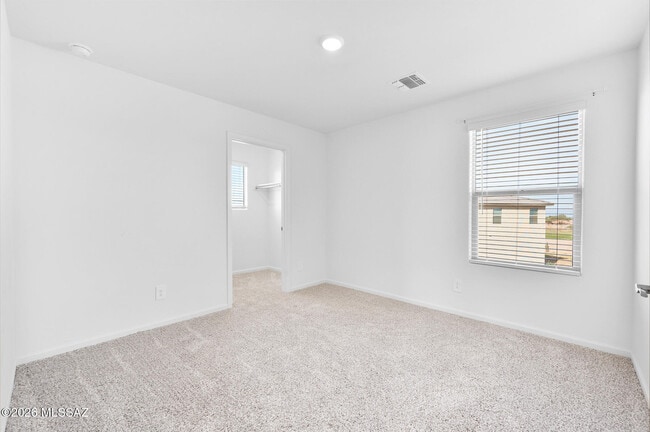Building Photo - 7801 S Walnutview Dr