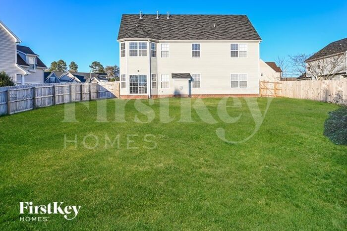 Building Photo - 2837 Quarry View Dr