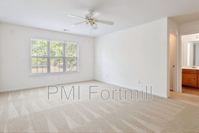 Building Photo - 10922 Sedgemoor Ln