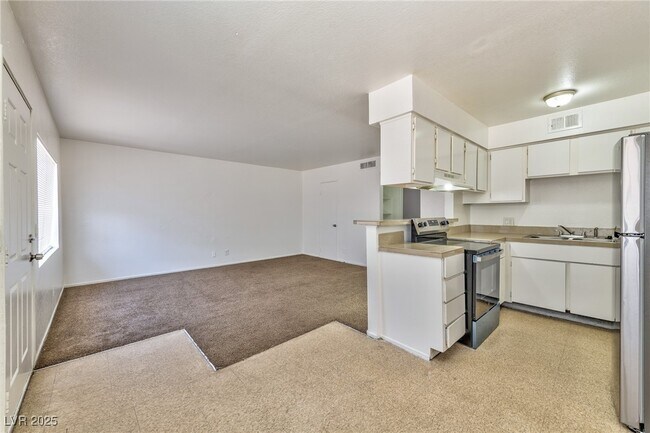 Building Photo - 1810 Bartoli Dr