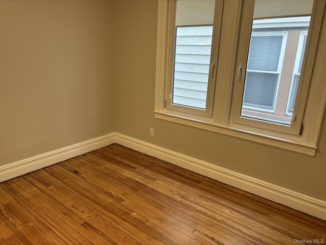 Building Photo - 59-37 57th Dr