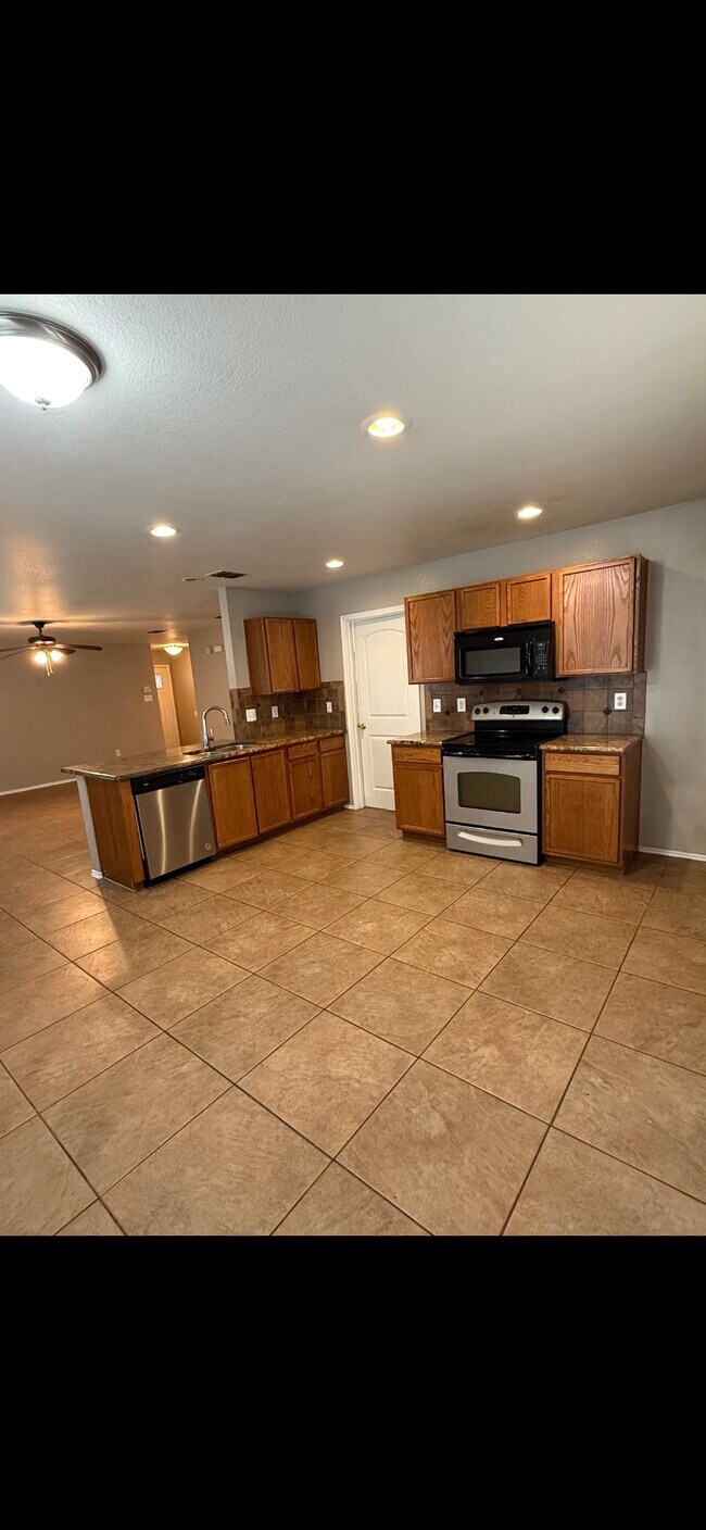 Building Photo - 4304 Silverwood Trail