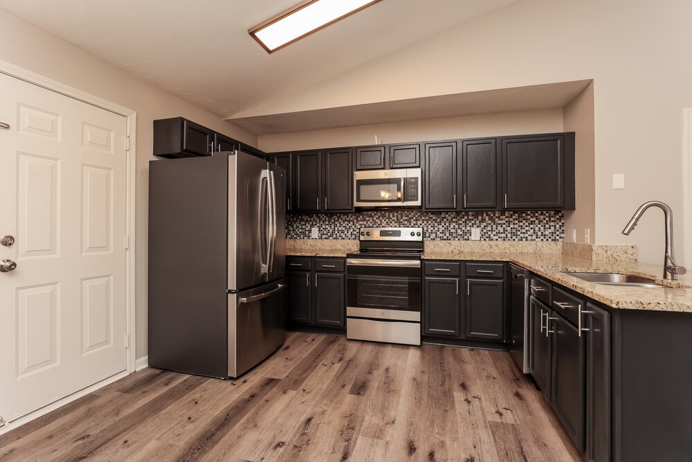 Building Photo - 1316 S Hampton Ct