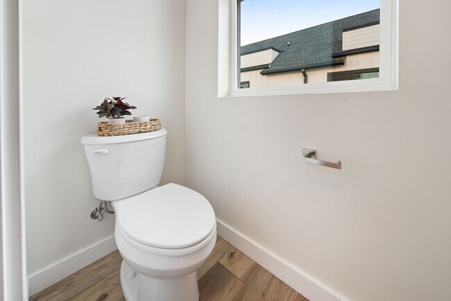 Building Photo - 1861 Zeta Way