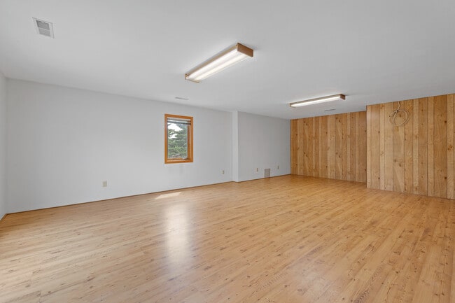 Building Photo - 1132 Enchantment Rd
