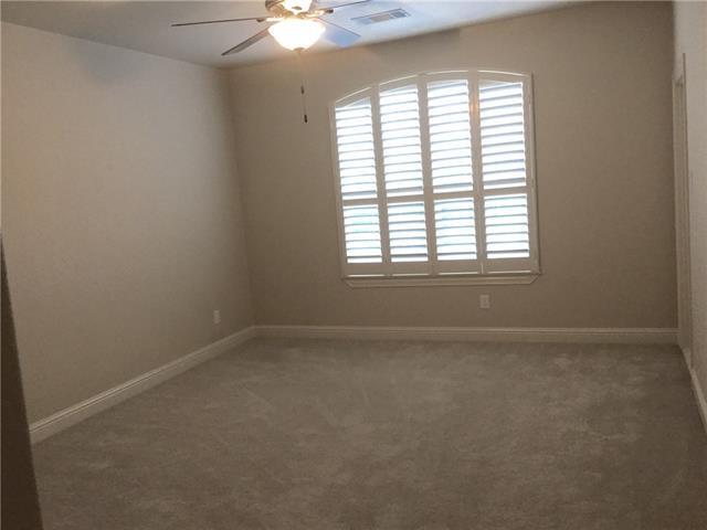 Building Photo - 1115 Navarro Dr