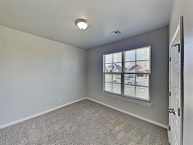 Building Photo - 8004 NW 160th Terrace