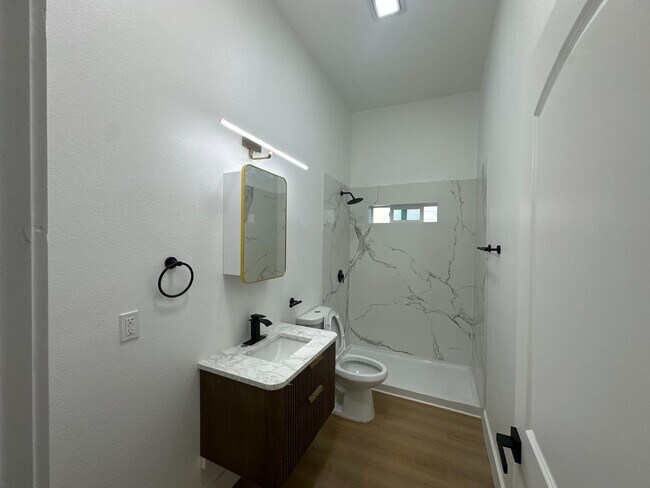 Building Photo - 3238 Adeline St