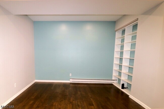 Building Photo - 111 Mulberry St