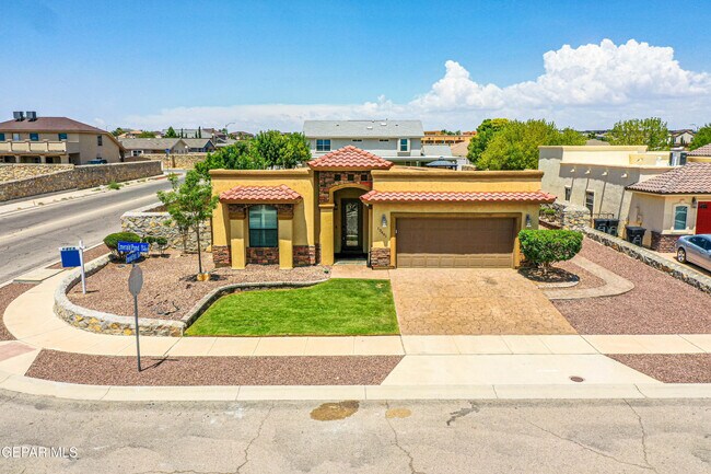 Building Photo - 13401 Emerald Pond Dr