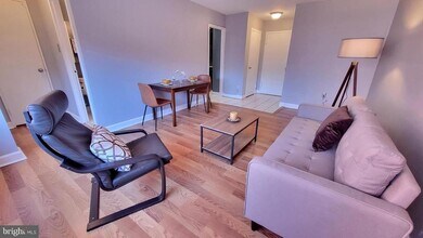 Building Photo - 1021 Arlington Blvd