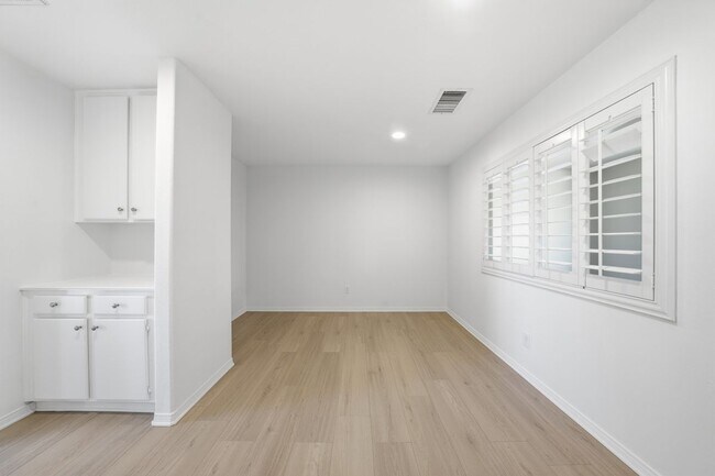 Building Photo - 25715 Wagner Way