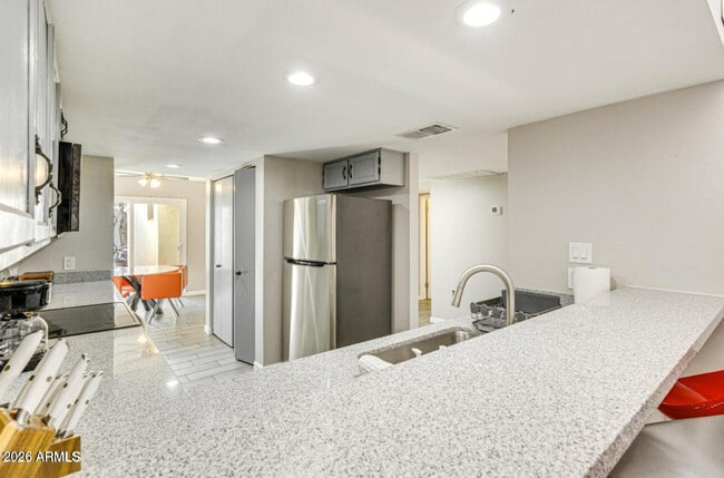 Building Photo - 14236 N 23rd St