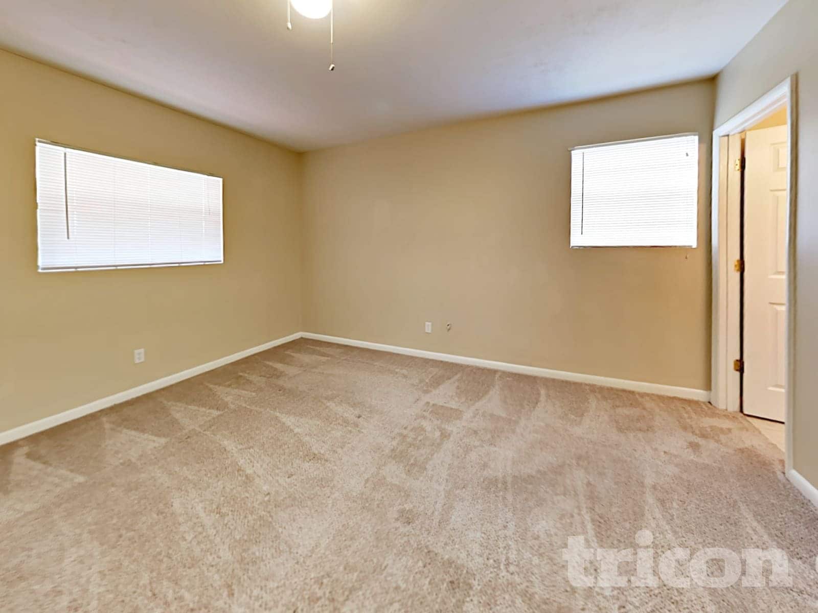 Building Photo - 2147 66th Ave S